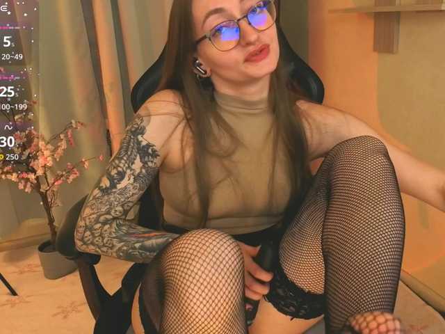 ShiroHeby's BongaCams show and profile