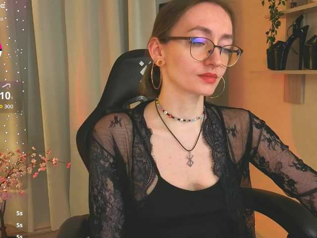 ShiroHeby's BongaCams show and profile