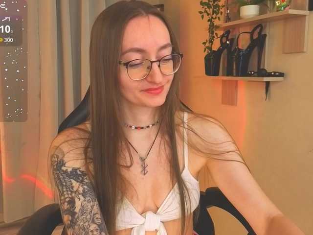 ShiroHeby's BongaCams show and profile