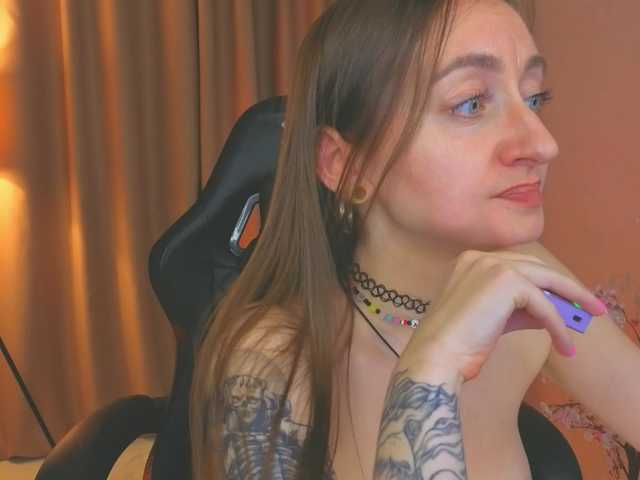 ShiroHeby's BongaCams show and profile