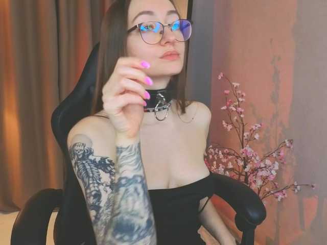 ShiroHeby's BongaCams show and profile