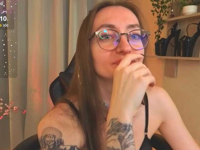 ShiroHeby's BongaCams show and profile