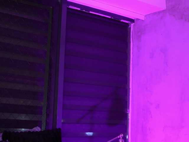 IvyRowa's BongaCams show and profile