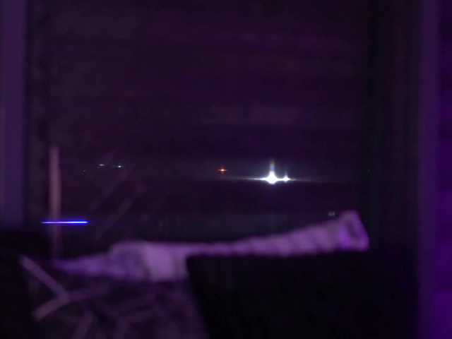 IvyRowa's BongaCams show and profile