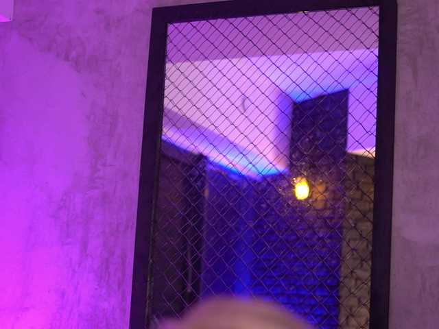 IvyRowa's BongaCams show and profile