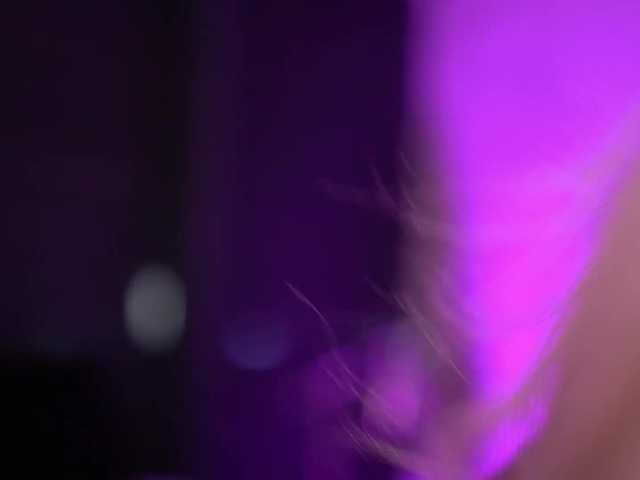 IvyRowa's BongaCams show and profile