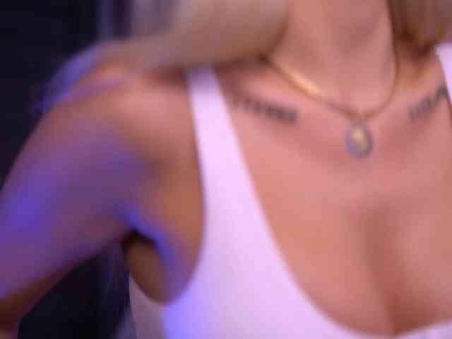 sex videochat IvyRowa