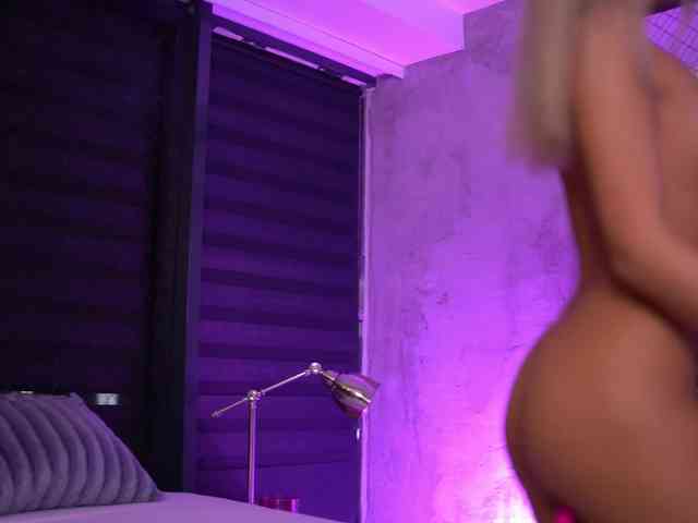 porno live IvyRowa