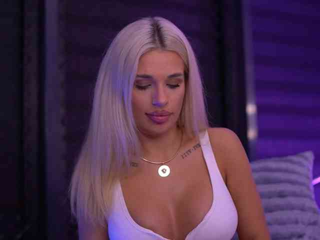 online nude web cam IvyRowa