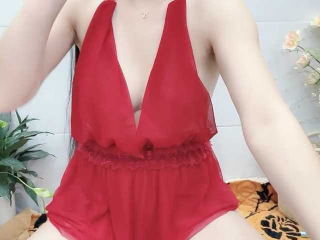 Linh97's BongaCams show and profile