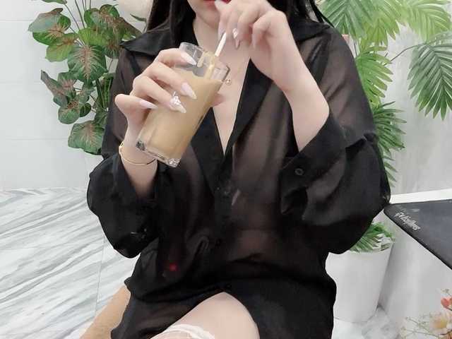 Linh97's BongaCams show and profile