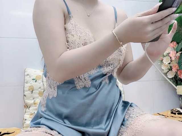 Linh97's BongaCams show and profile