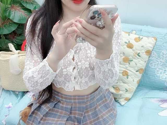 Linh97's BongaCams show and profile