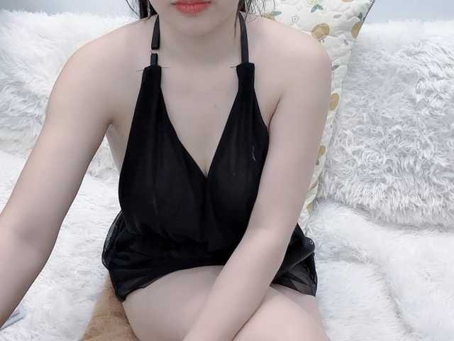 Linh97's BongaCams show and profile