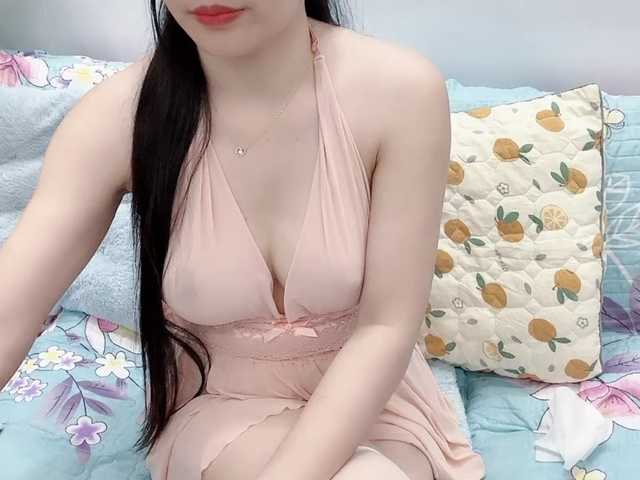 Linh97's BongaCams show and profile