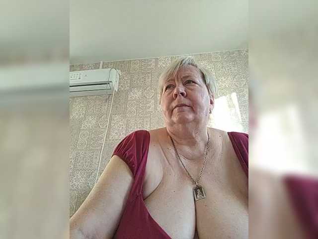 Alena61's BongaCams show and profile