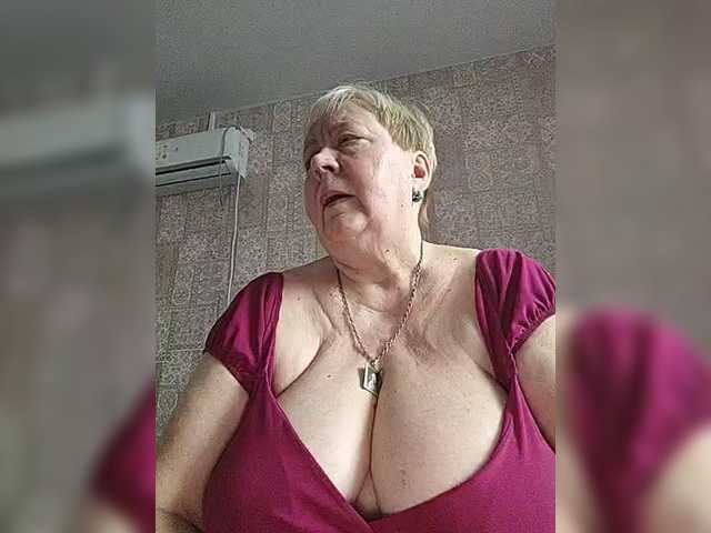 Alena61's BongaCams show and profile