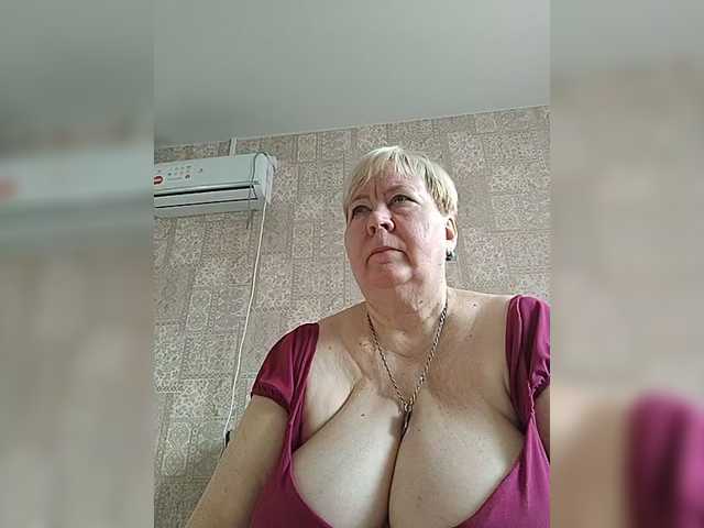 Alena61's BongaCams show and profile