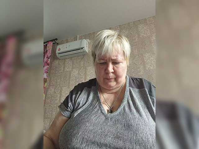 The juicy Alena61 wants you to fuck her bod now! Alena61 from BongaCams