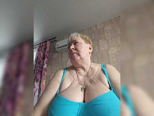 Alena61's BongaCams show and profile