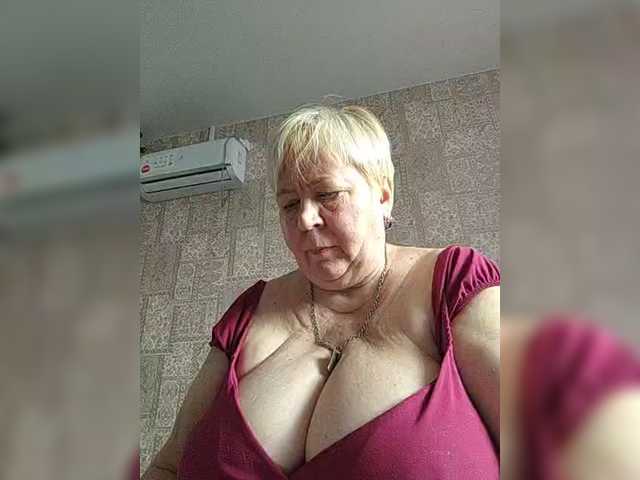 Alena61's BongaCams show and profile
