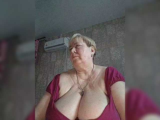 Alena61's BongaCams show and profile