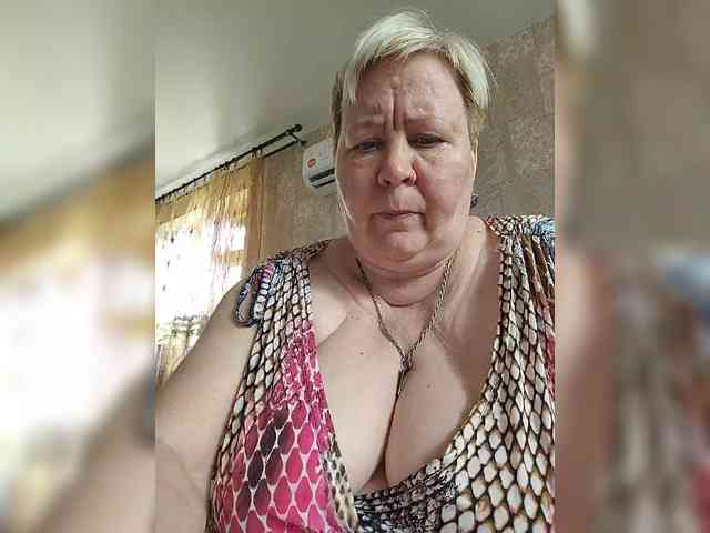 Alena61 webcam