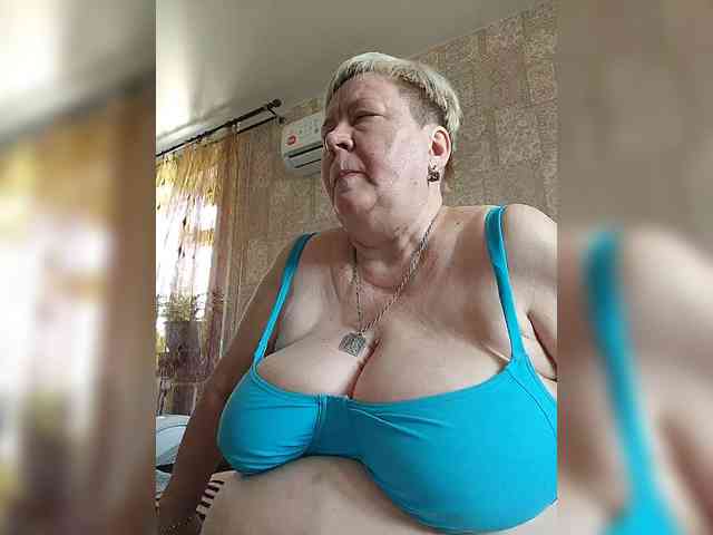 Alena61 webcam