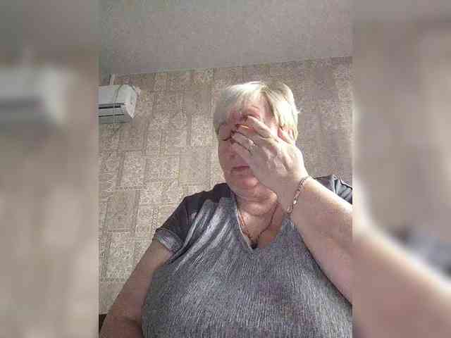 Alena61 webcam
