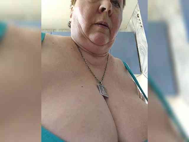 Alena61 webcam