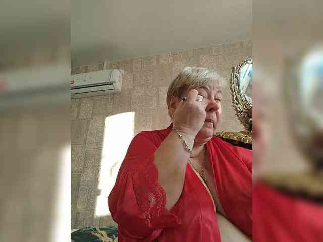 Alena61 webcam