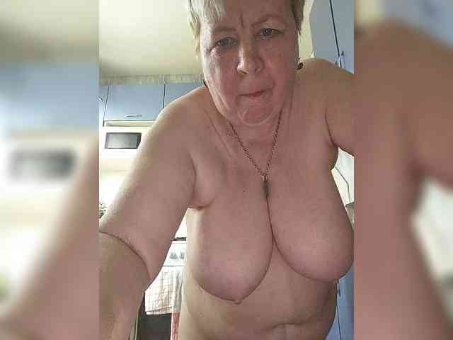 Alena61 webcam