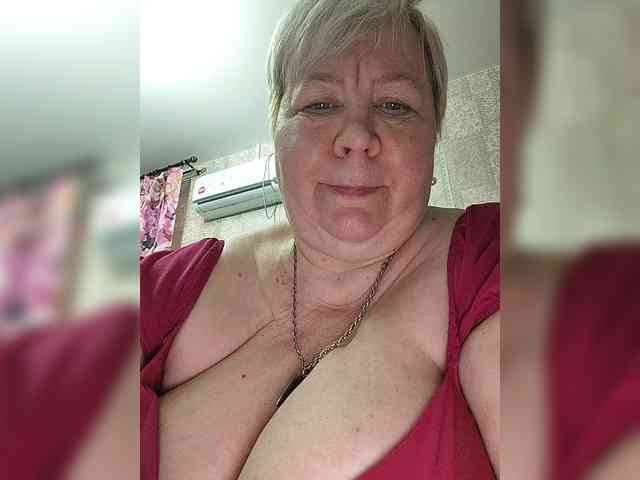 Alena61 webcam