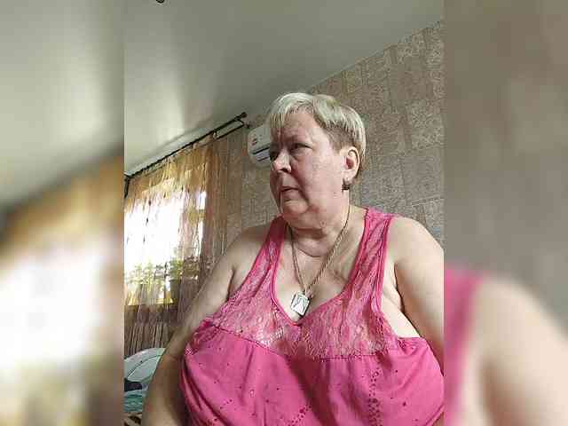 Alena61 webcam