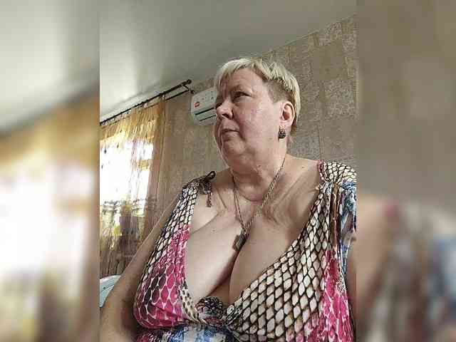 Alena61 webcam