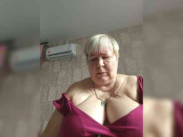 Alena61 webcam