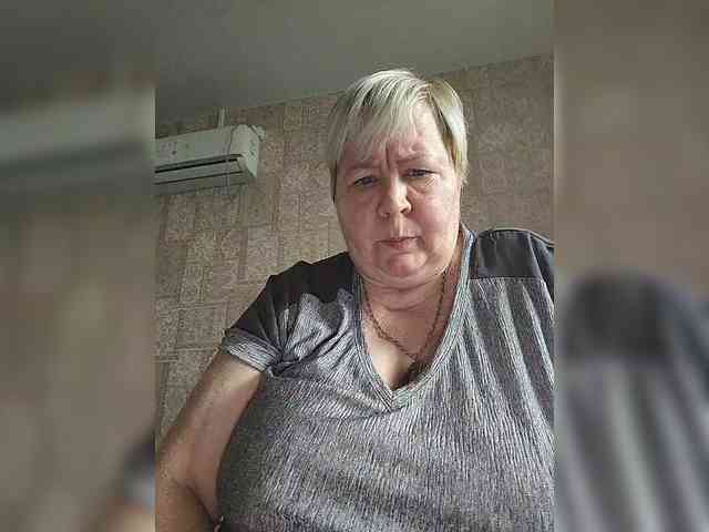 Alena61 webcam
