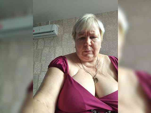 Alena61 webcam