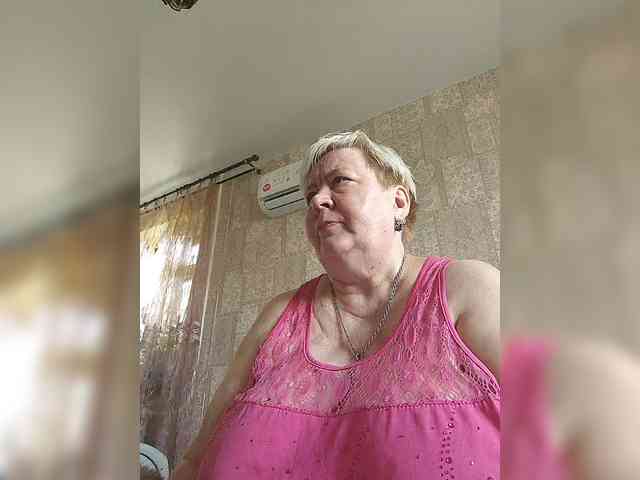 Alena61 webcam