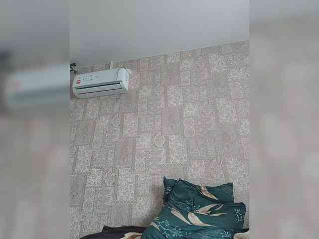 Alena61 webcam