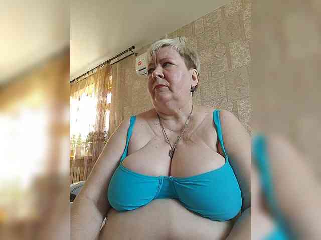 Alena61 webcam