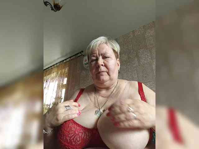Alena61 webcam
