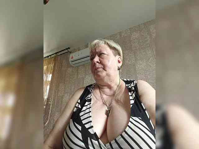Alena61 webcam