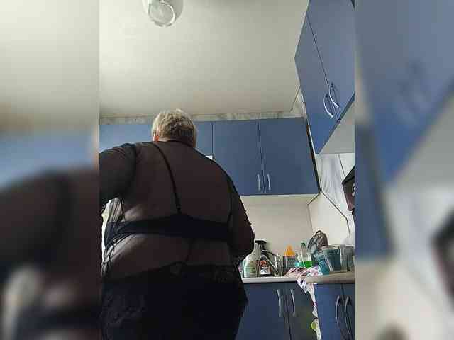 Alena61 webcam