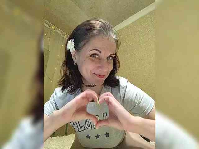 Love_is_life_2025 webcam