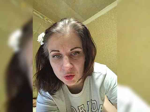 Love_is_life_2025 webcam