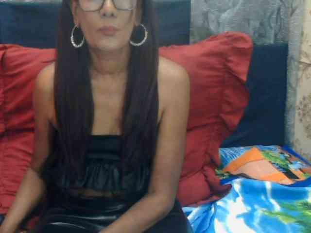 Shaved indian, Shaved grannies, Group chat for 20 39 tokens, Full privates ..., deepthroat head 5