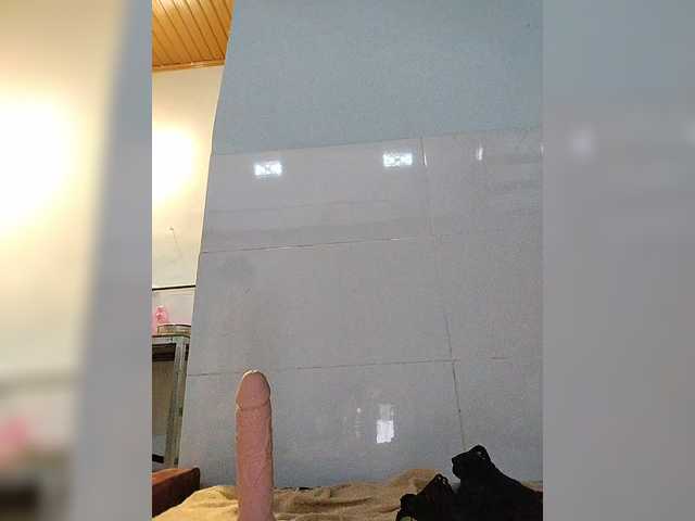 Sexy-ladyass89's BongaCams show and profile