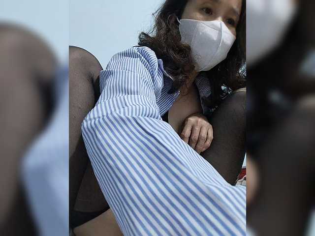 Sexy-ladyass89's BongaCams show and profile