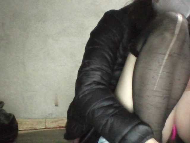 Sexy-ladyass89's BongaCams show and profile